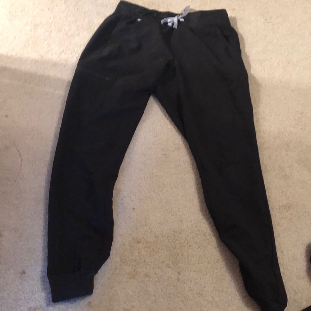 Figs black scrub pants